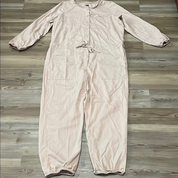 Aerie Tan Softest Utility Jumpsuit One Piece Ruffle Edge Button up Size L - Picture 2 of 10